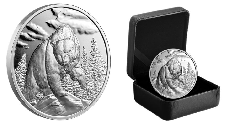$20 fine silver Ultra High Relief coin titled Great Hunters: Grizzly Bear