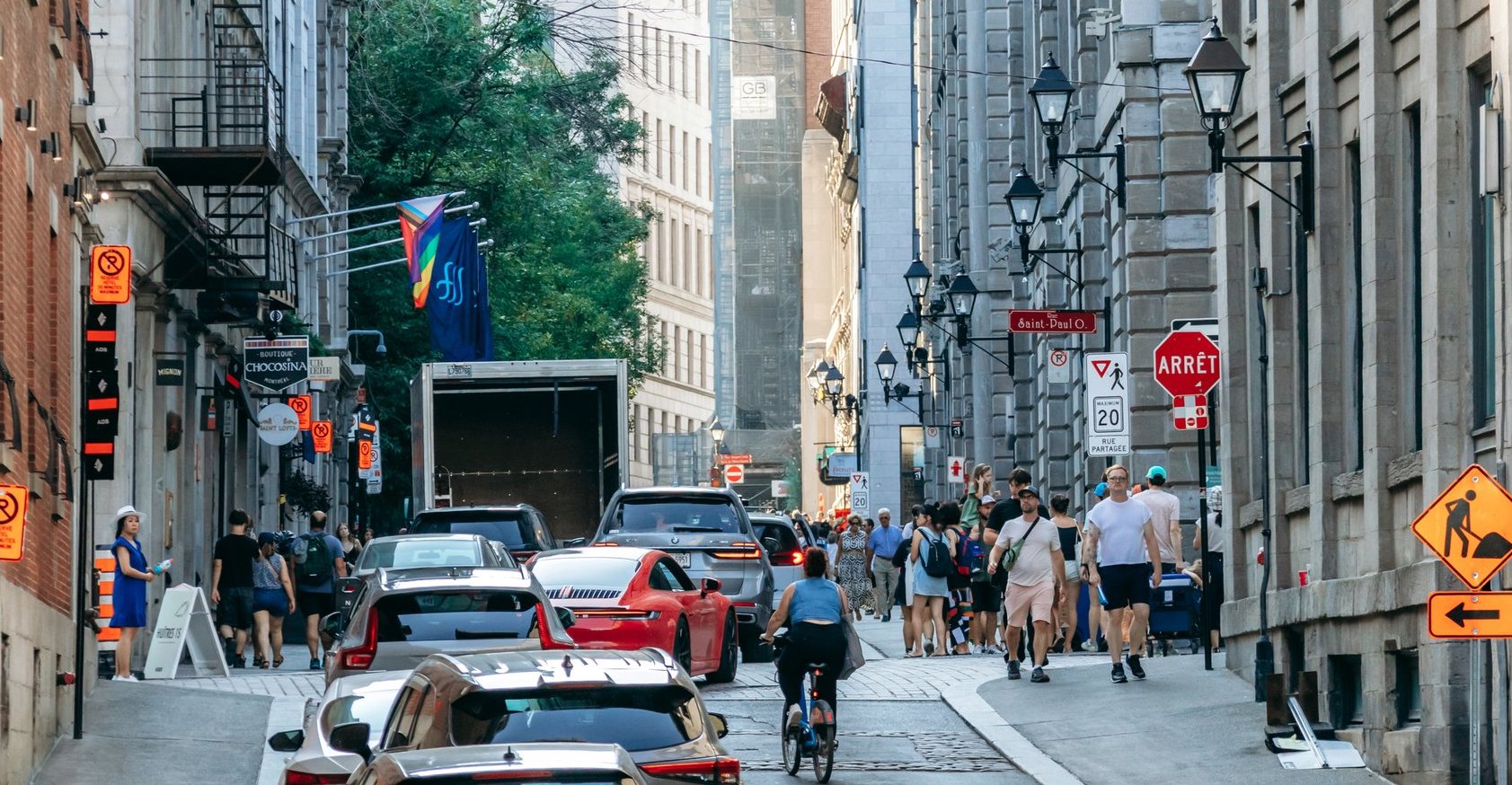 A busy Montreal street.