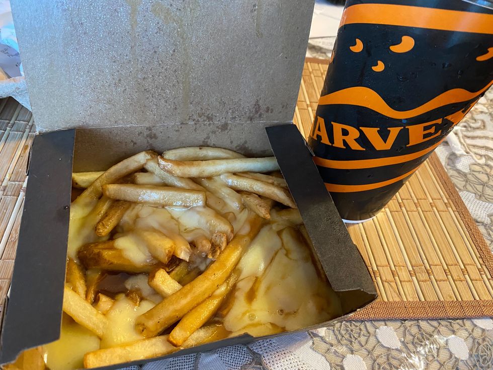 A Harvey's poutine.