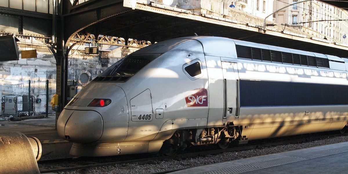 A Montreal To Toronto High Speed Train Might Actually Happen MTL Blog a-montreal-to-toronto-high-speed-train-might-actually-happen-mtl-blog