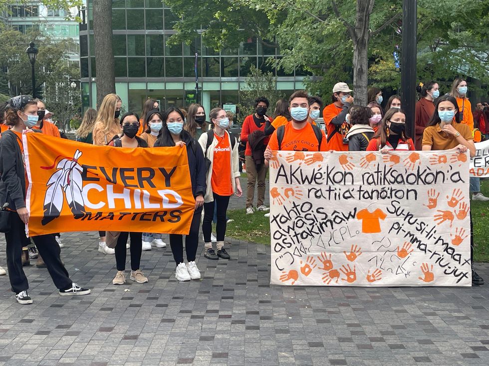 A March In Montreal On Truth & Reconciliation Day Declared \u2018Every Child Matters\u2019 (PHOTOS)