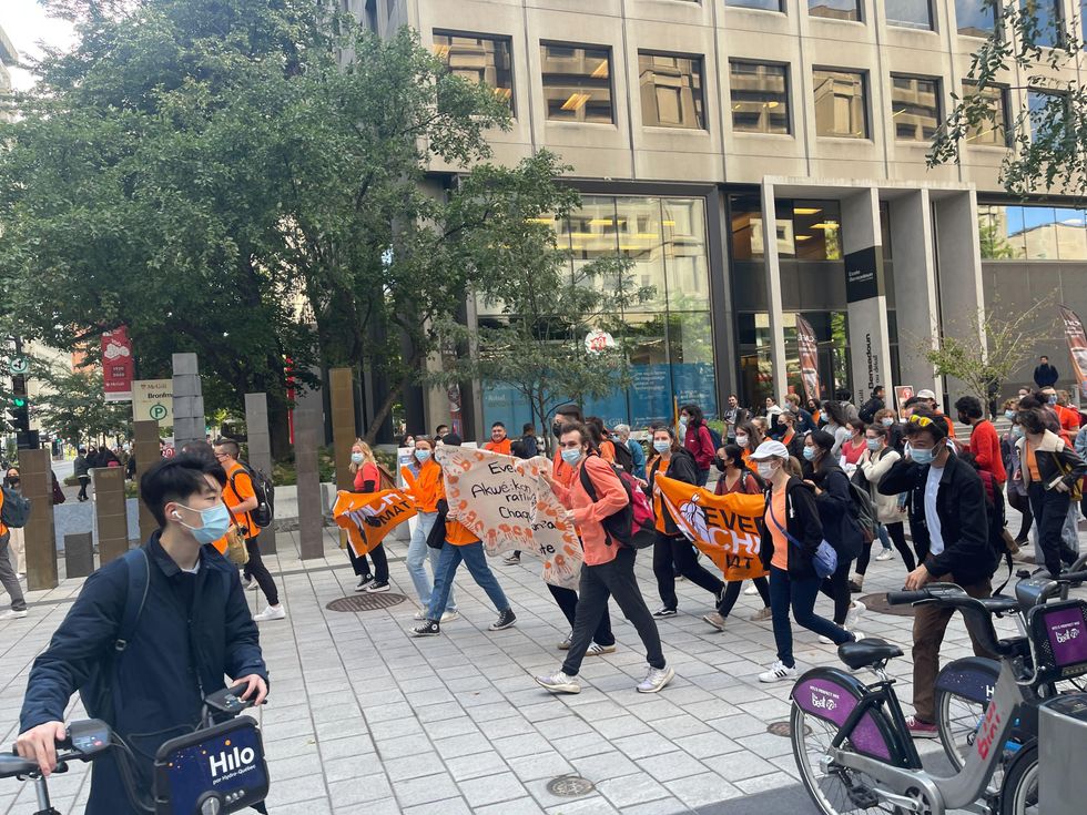 A March In Montreal On Truth & Reconciliation Day Declared \u2018Every Child Matters\u2019 (PHOTOS)
