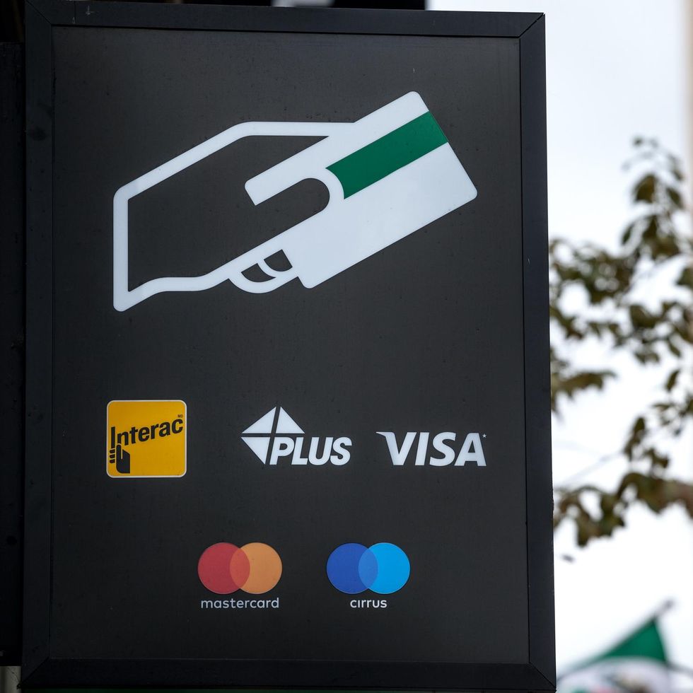 A Montreal payment sign.