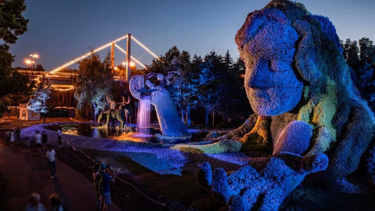 A scultpure installed in June 2025 for the 25th anniversary of Mosaïcultures Internationales de Montréal.
