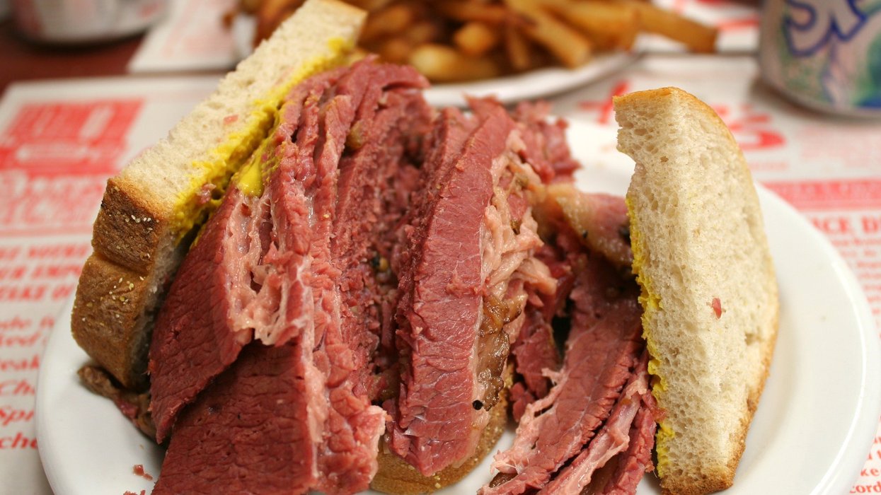 A smoked meat sandwich made in Montreal.