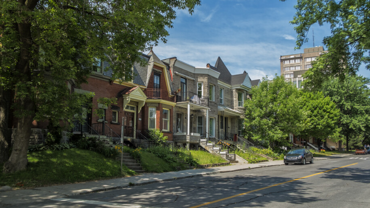 A view of several Westmount homes in the summer.