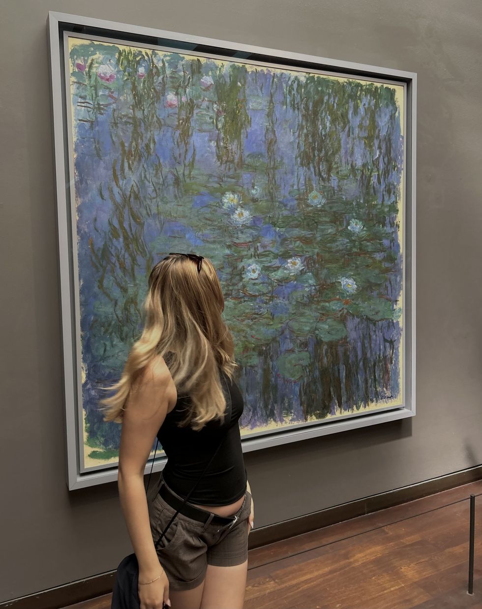 Alycia Poirier in a museum in Paris.