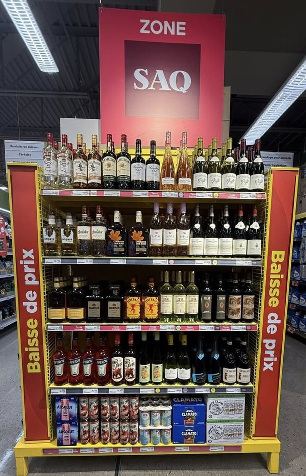 An SAQ section at a Maxi store.