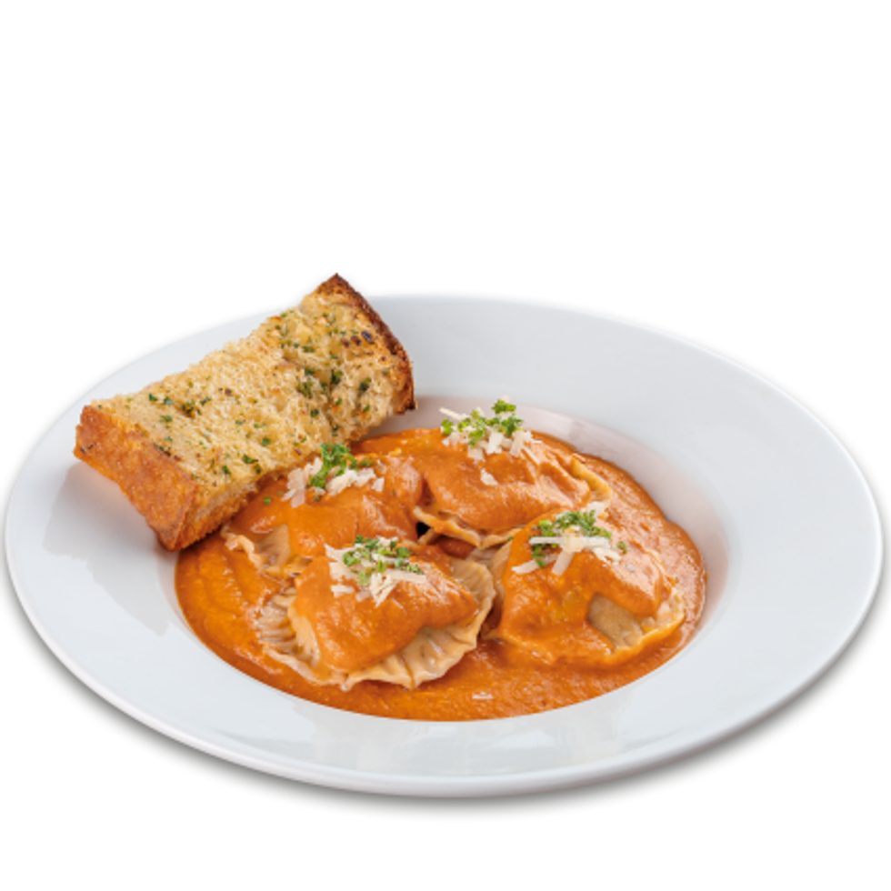 Chicken makhani ravioli pasta.