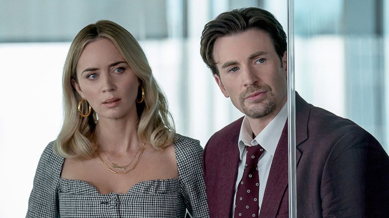 Emily Blunt and Chris Evans in 'Pain Hustlers' on Netflix.