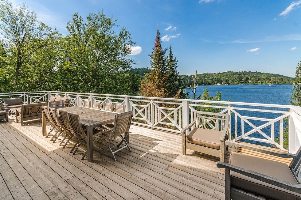 Quebec Real Estate Each Room In This Quebec Lake House Is More