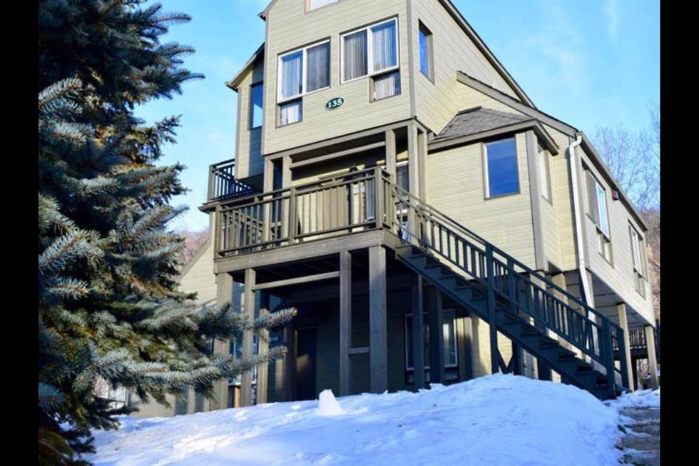 7 Airbnbs In Mont Tremblant Perfect For A Winter Weekend Getaway MTL Blog