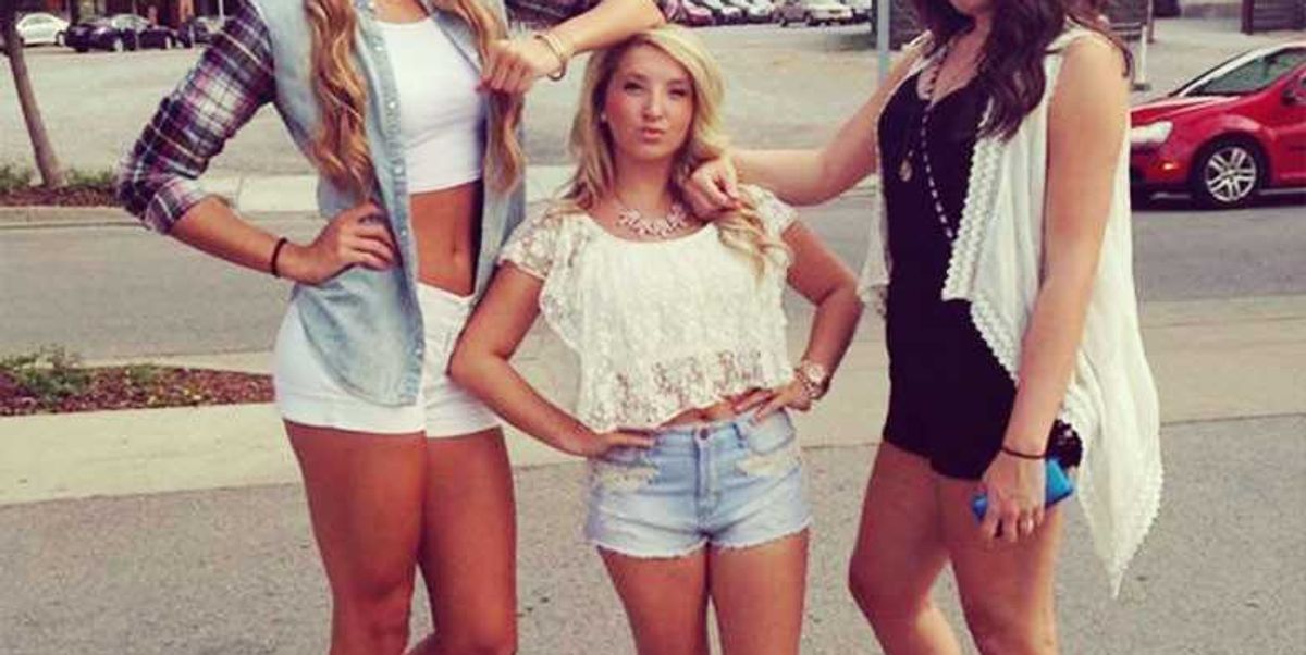 7 Reasons Why Being A Short Girl Is Totally Amazing MTL Blog