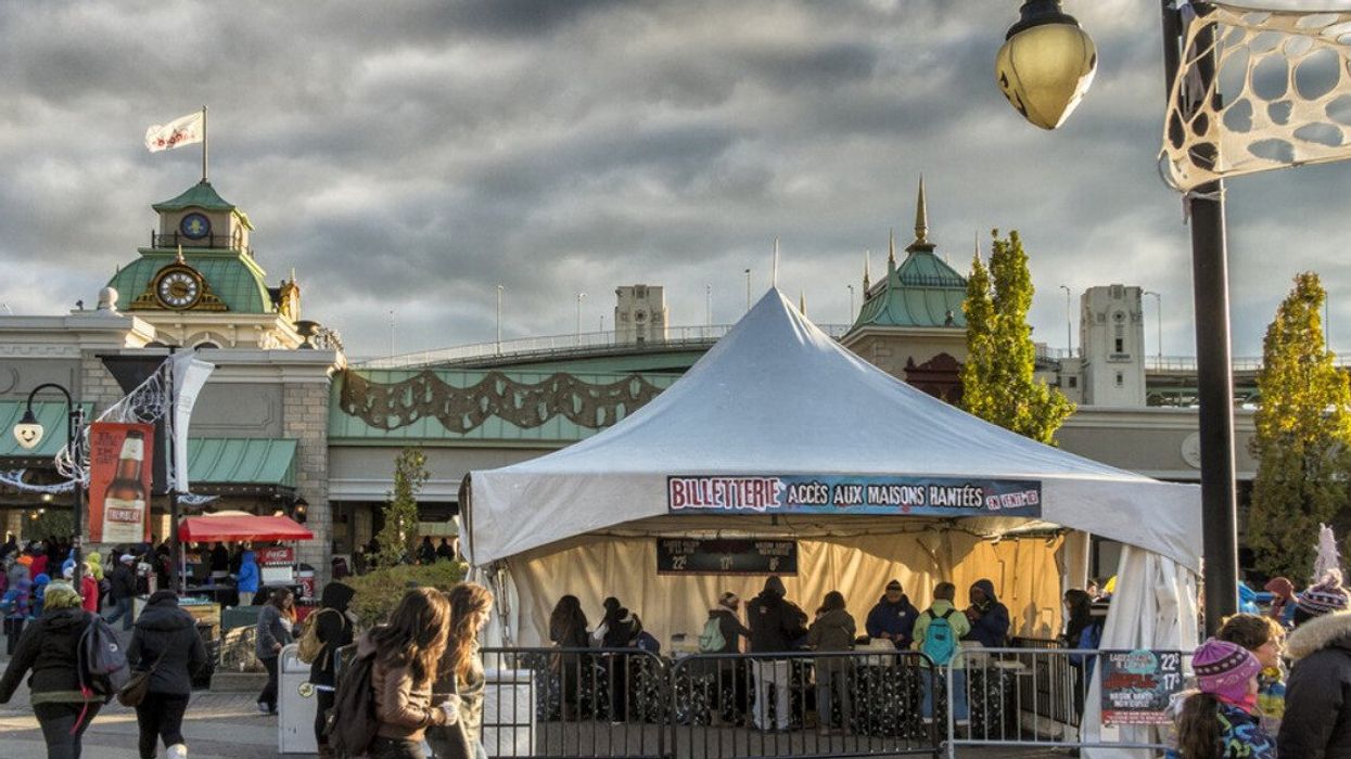 Halloween ticketing at La Ronde in Montreal.
