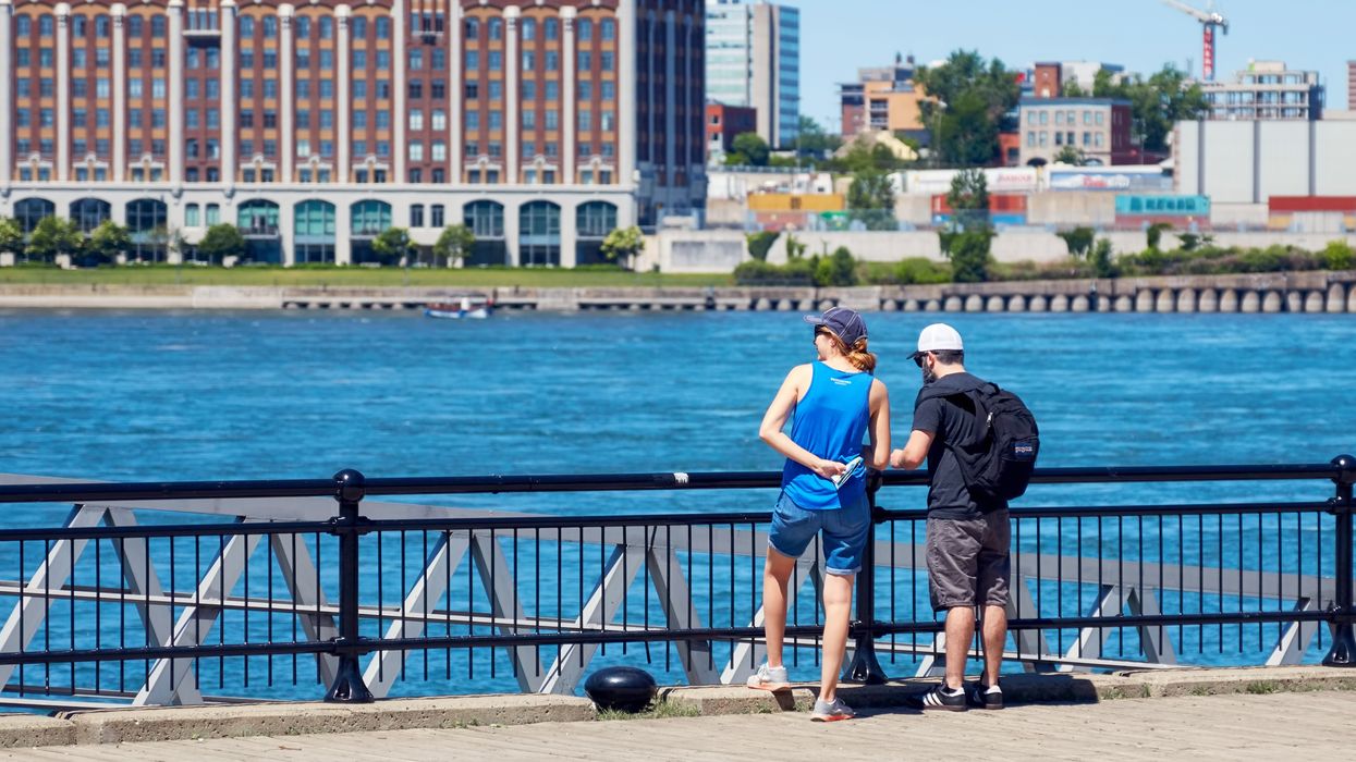 Quebec Says Masks Are Mandatory For Outdoor Activities With 2 People In Red & Orange Zones