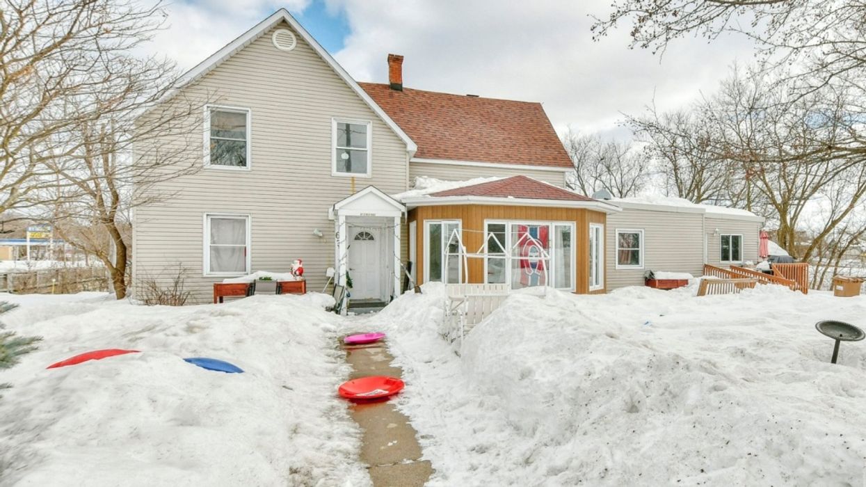 This 10-Bedroom House An Hour Outside Montreal Is The Price Of A Condo In The City