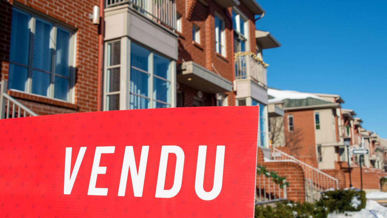 Google Revealed The Most-Searched Canadian Cities For Buying A Home & One Is In Quebec