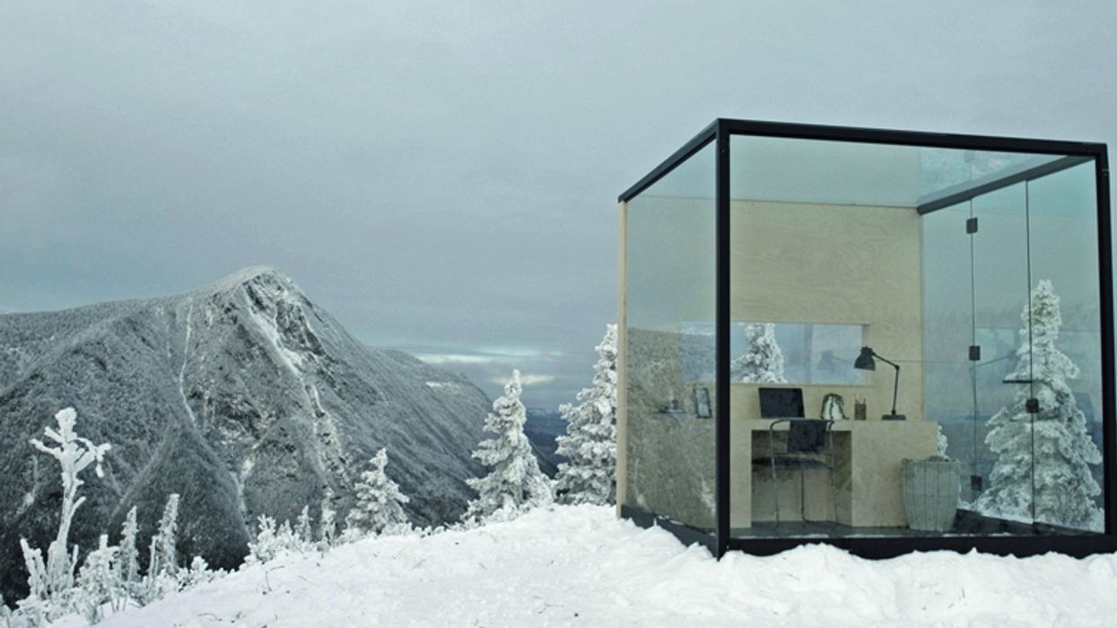 Quebecers Have The Chance To Spend A Day Working In This Magical Glass Office (VIDEO)