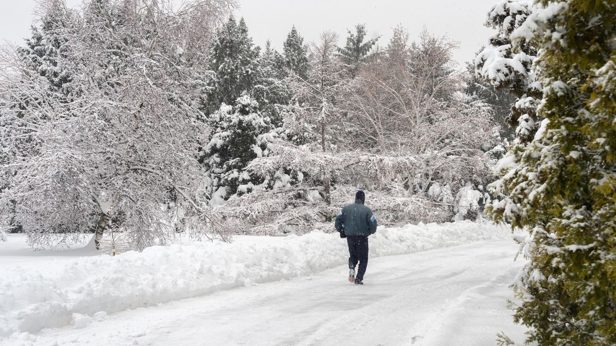 Quebec Says Physical Activity Can Be Carried Out In Pairs – CORRECTION