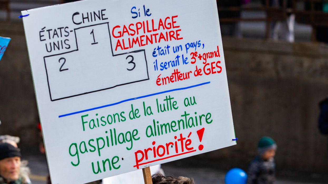 A Petition To Stop Quebec Grocery Stores From Throwing Out Food Has Over 5,000 Signatures