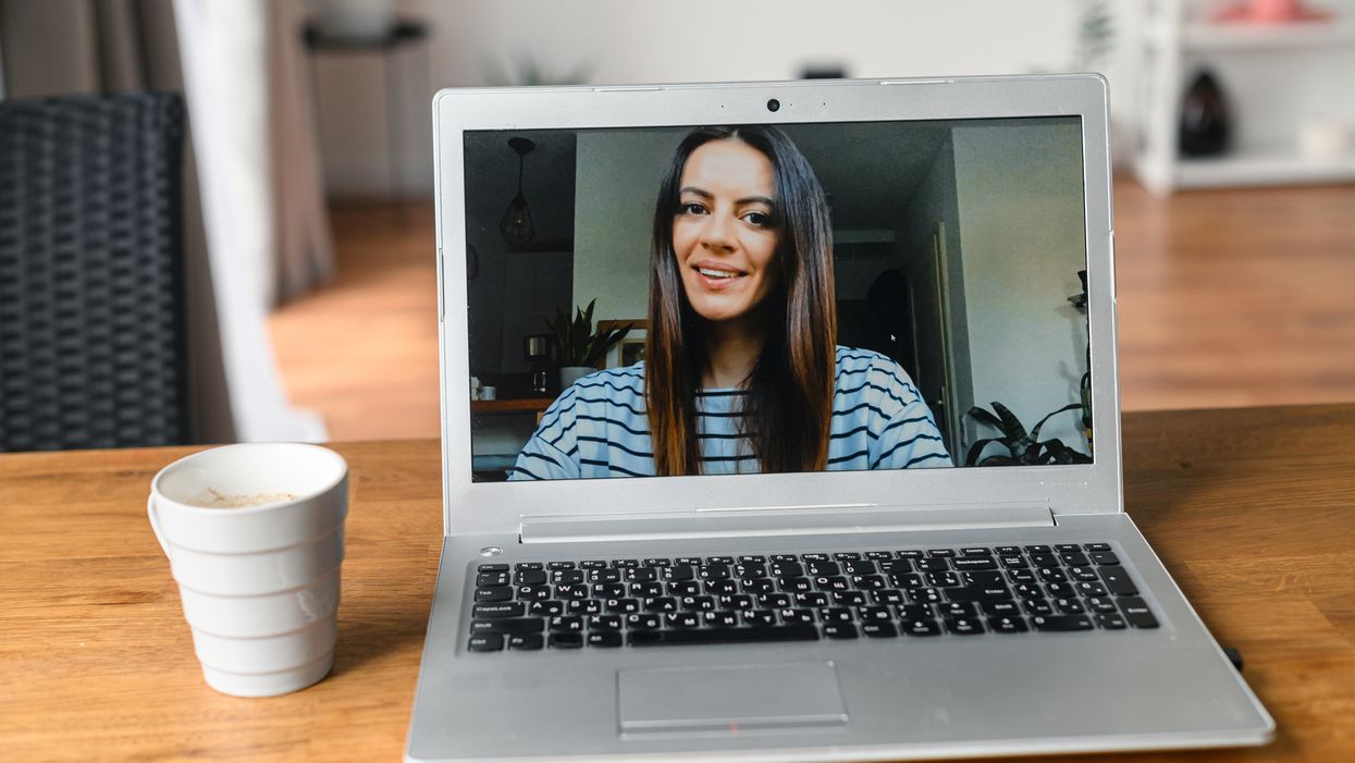 Here's How To Bring Up The Topic Of Mental Health If You're Worried About A Loved One