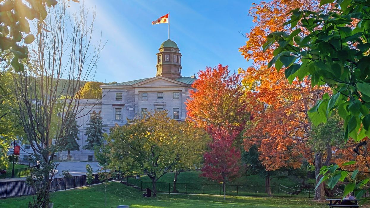 5 McGill Students Got COVID-19 In Res & The School Thinks It's Due To Rule-Breaking