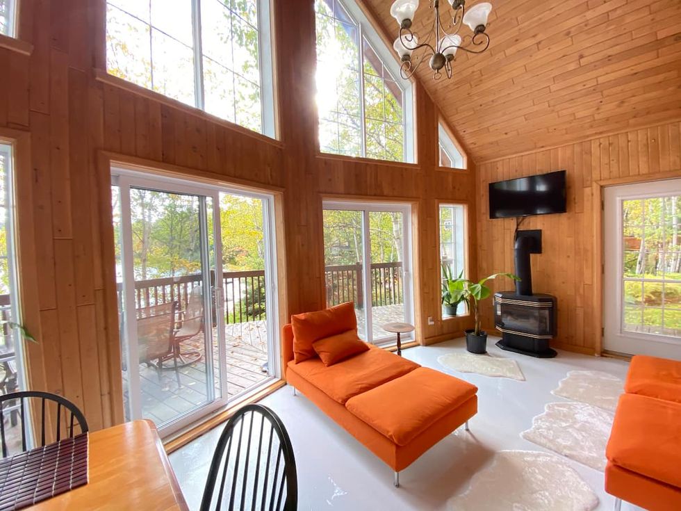 9 Cozy Airbnb Cabins Near Montreal for a Weekend Getaway After the