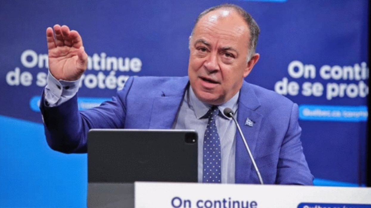 Quebec's Health Minister Clarified The New Rules For Private Gatherings Using Emojis