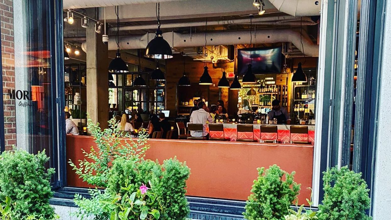 A Montreal Restaurant's Liquor Permit Was Suspended & A Manager Says It's 'Unfair'