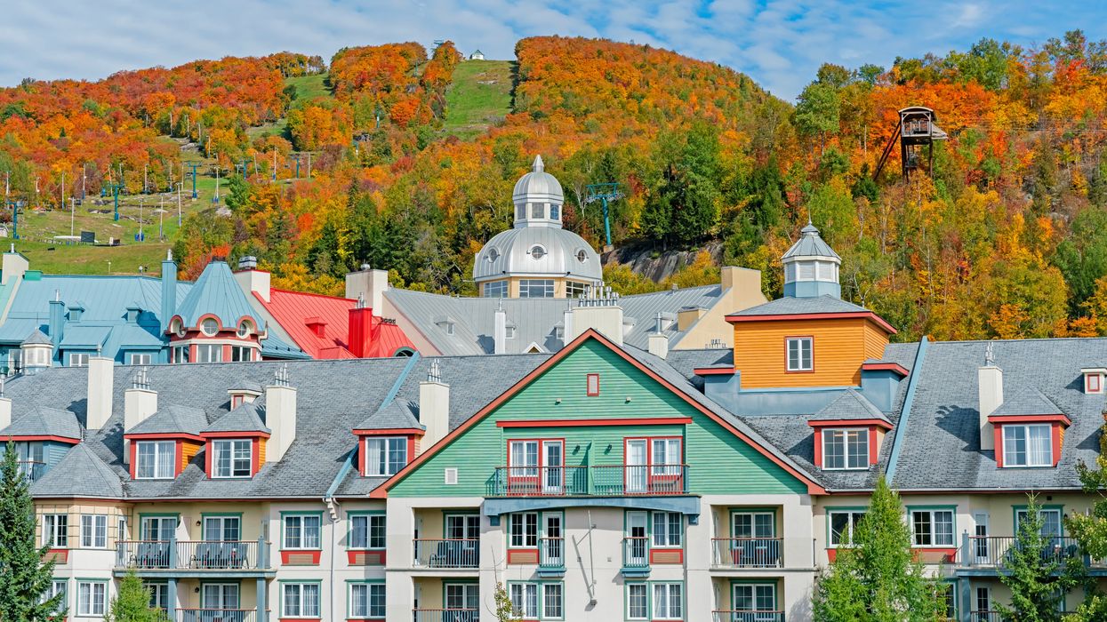 Quebec's New Fall Forecast Is Here & It's Predicting Warmer Temps Than We're Used To