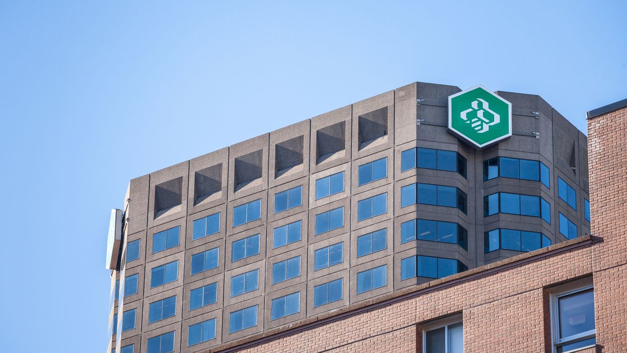 Desjardins Montreal Is Hiring & All You Need Is A High School Diploma To Get Full Benefits