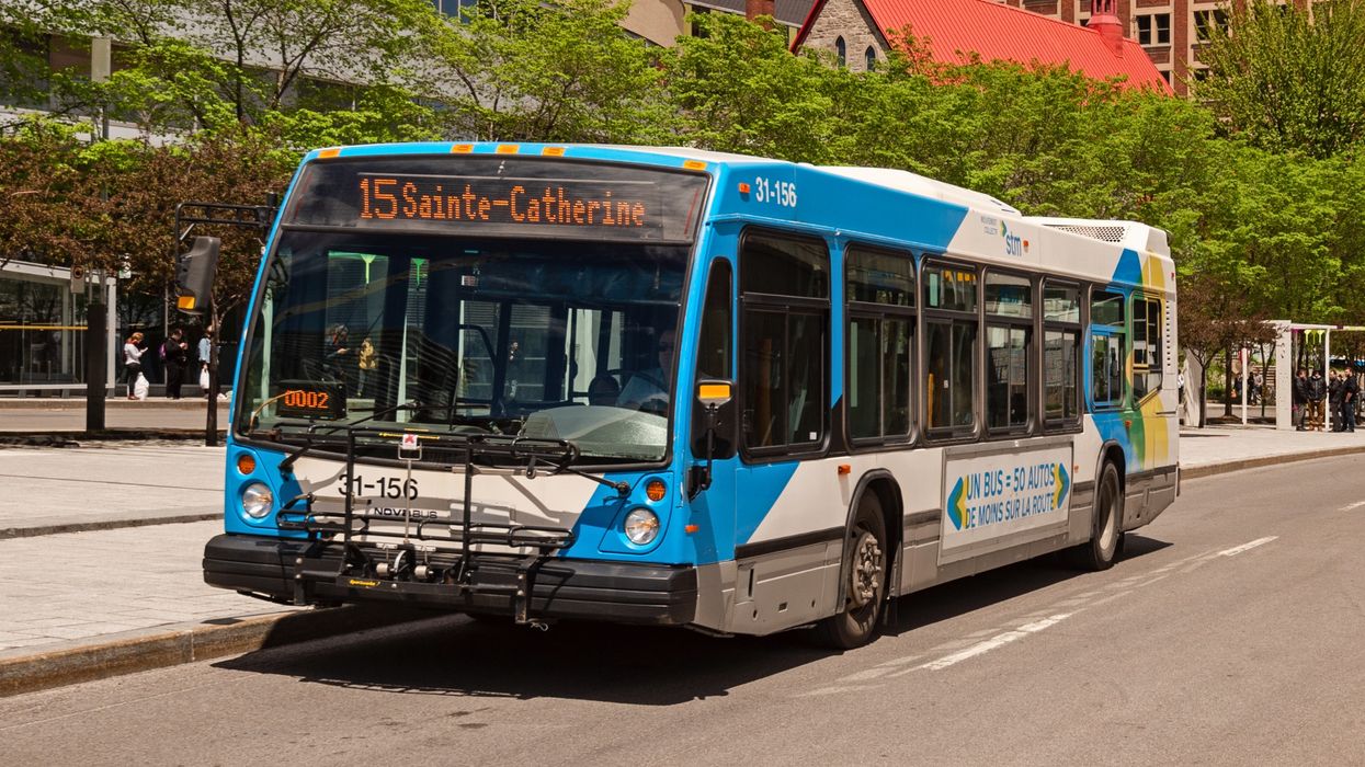 A Fight Broke Out On An STM Bus Over Someone Not Wearing A Mask (VIDEO)