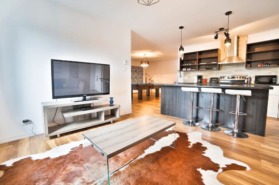 6 Quebec Airbnbs That'll Have You Daydreaming Of Your Next