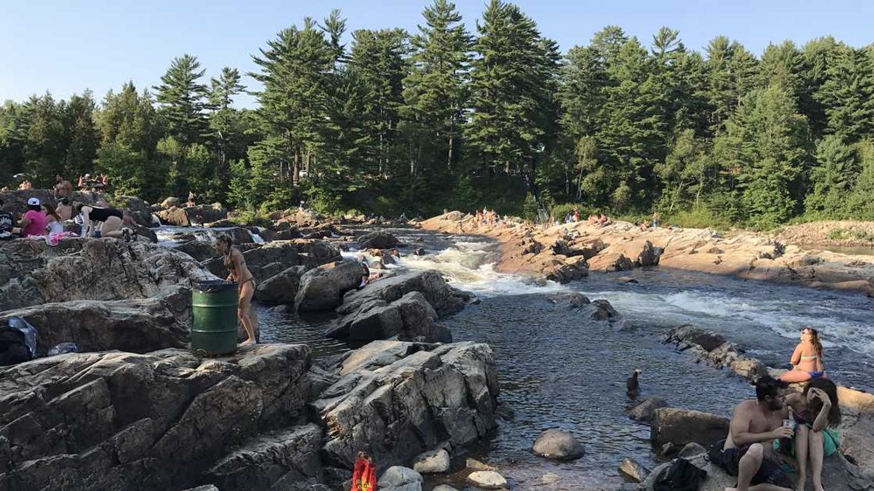 A Waterfall In Quebec Was Forced To Close After A Monster Crowd Wreaked Havoc (PHOTOS)