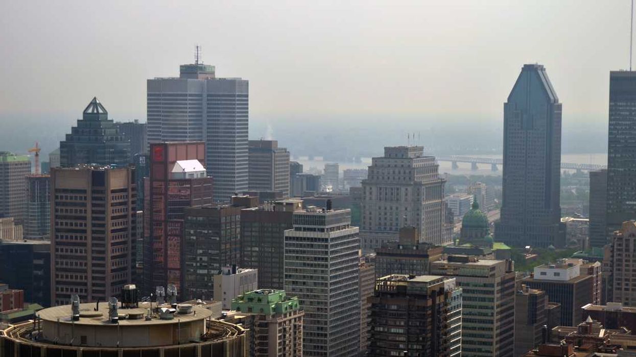 Montrealers Woke Up To A Cloud Of Smog Hovering Over The City Today & Here's Why