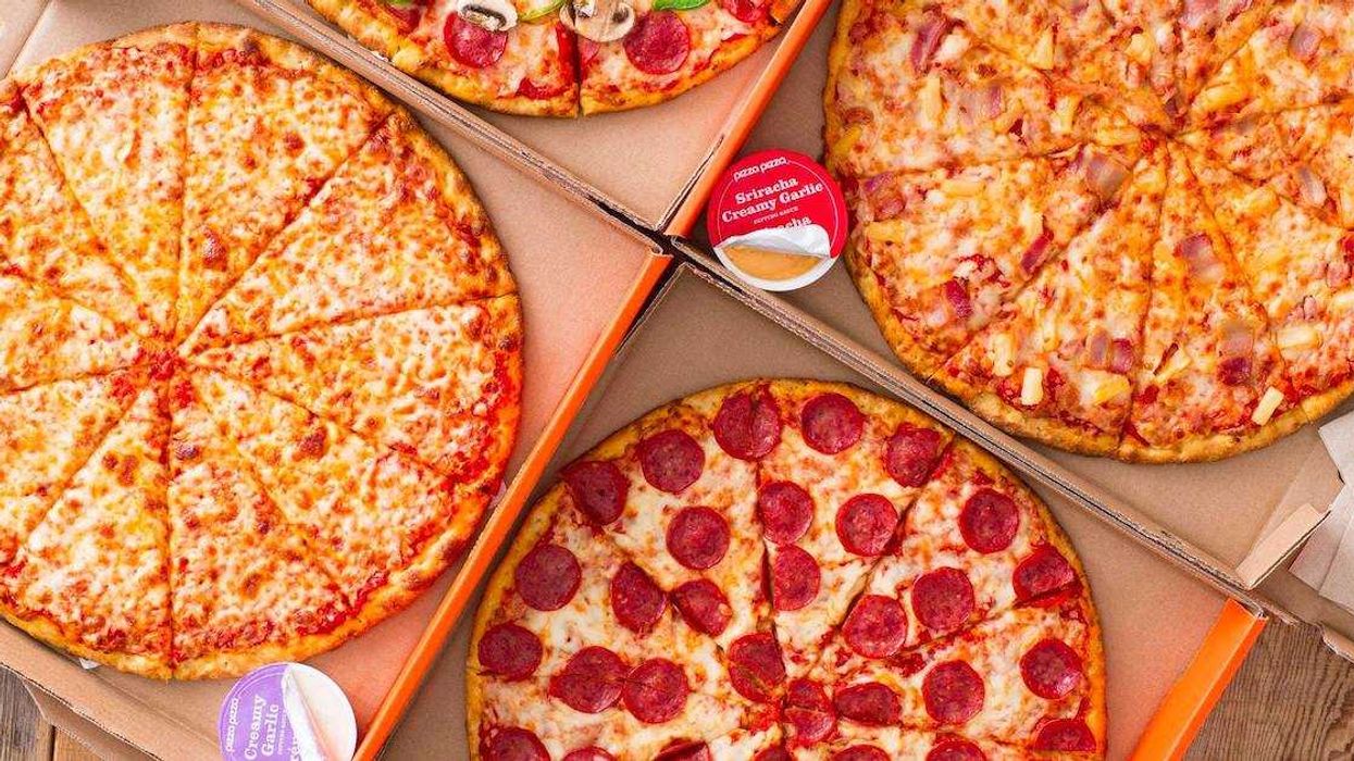 Pizza Pizza / #CanadaDo / Best Pizza Restaurants in Edmundston