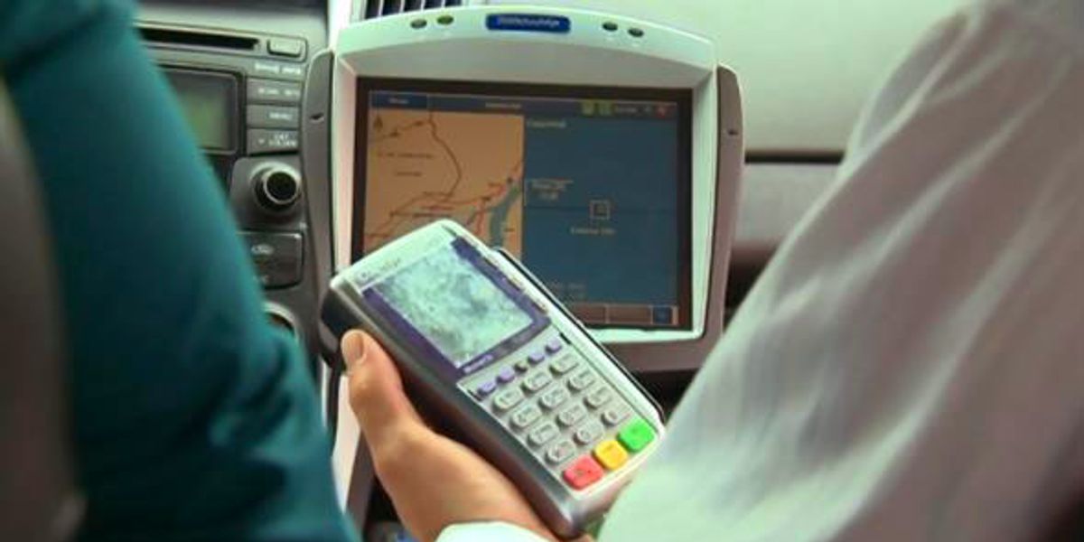 All Montreal Taxis Are Being Forced To Accept Debit/Credit Cards