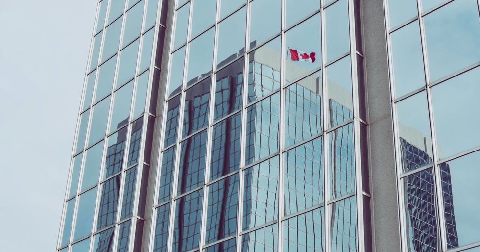 The Canadian Secret Service Is Hiring Intelligence Officers & Here's What It Takes