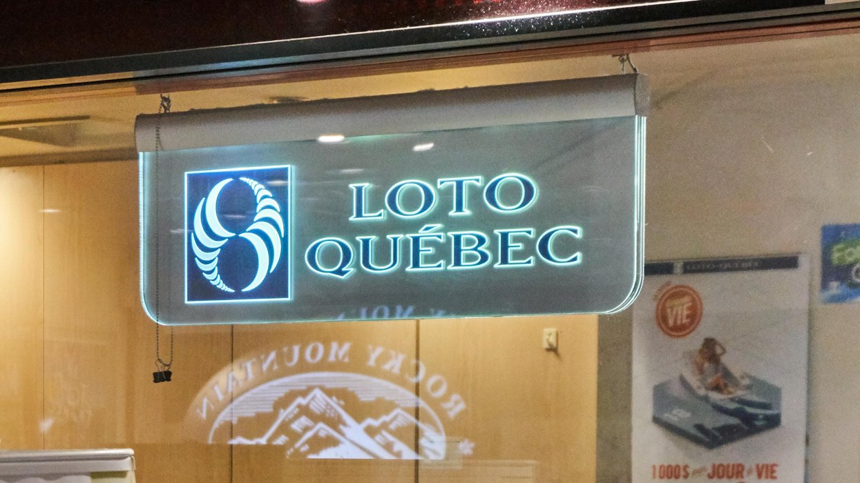 Registration For Quebec's Vaccine Lotto Isn't Working & People Aren't Impressed