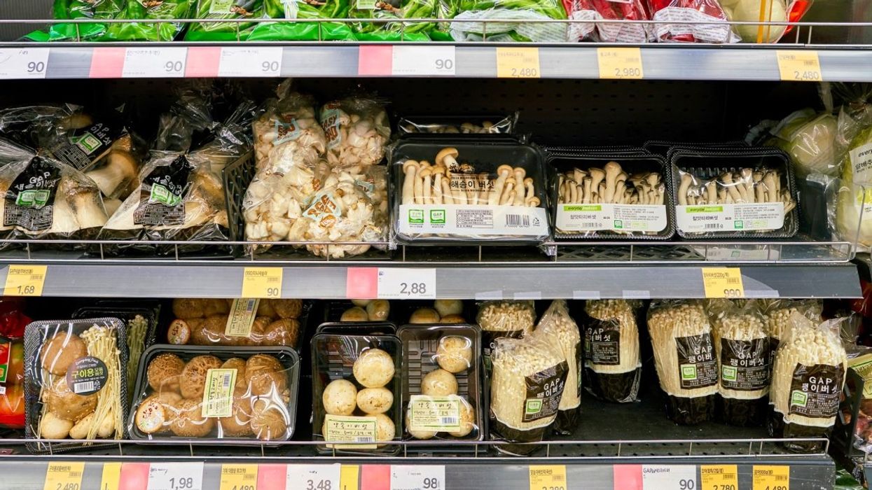 A mushroom product sold across Quebec has been recalled and it could cause serious illness