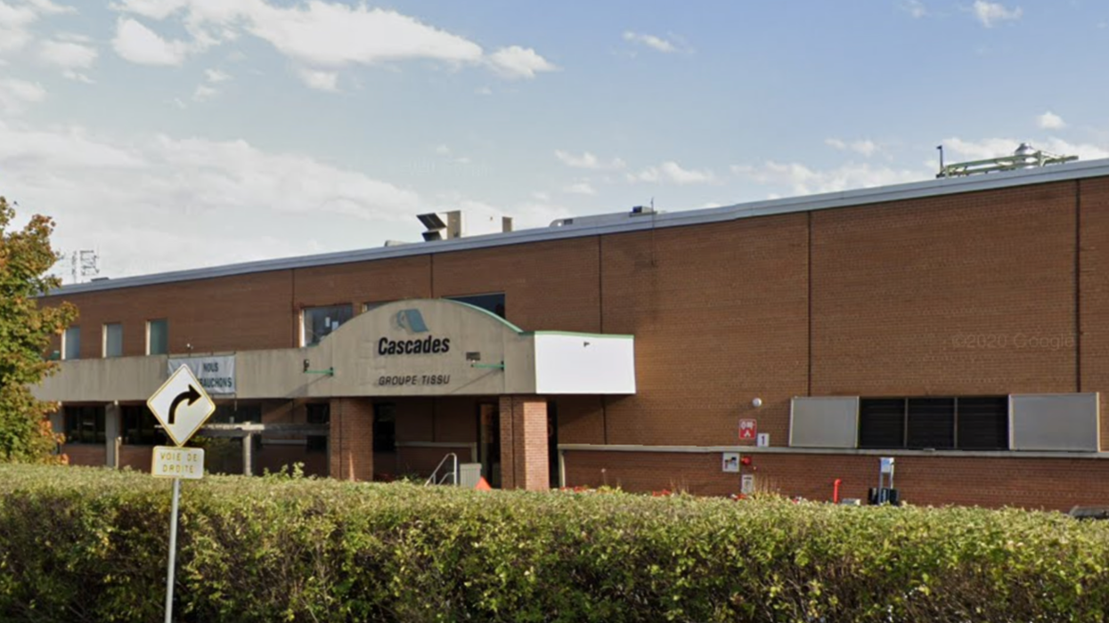 Cascades Is Hiring Near Montreal At $26.38 Per Hour & There Are A Ton Of Benefits