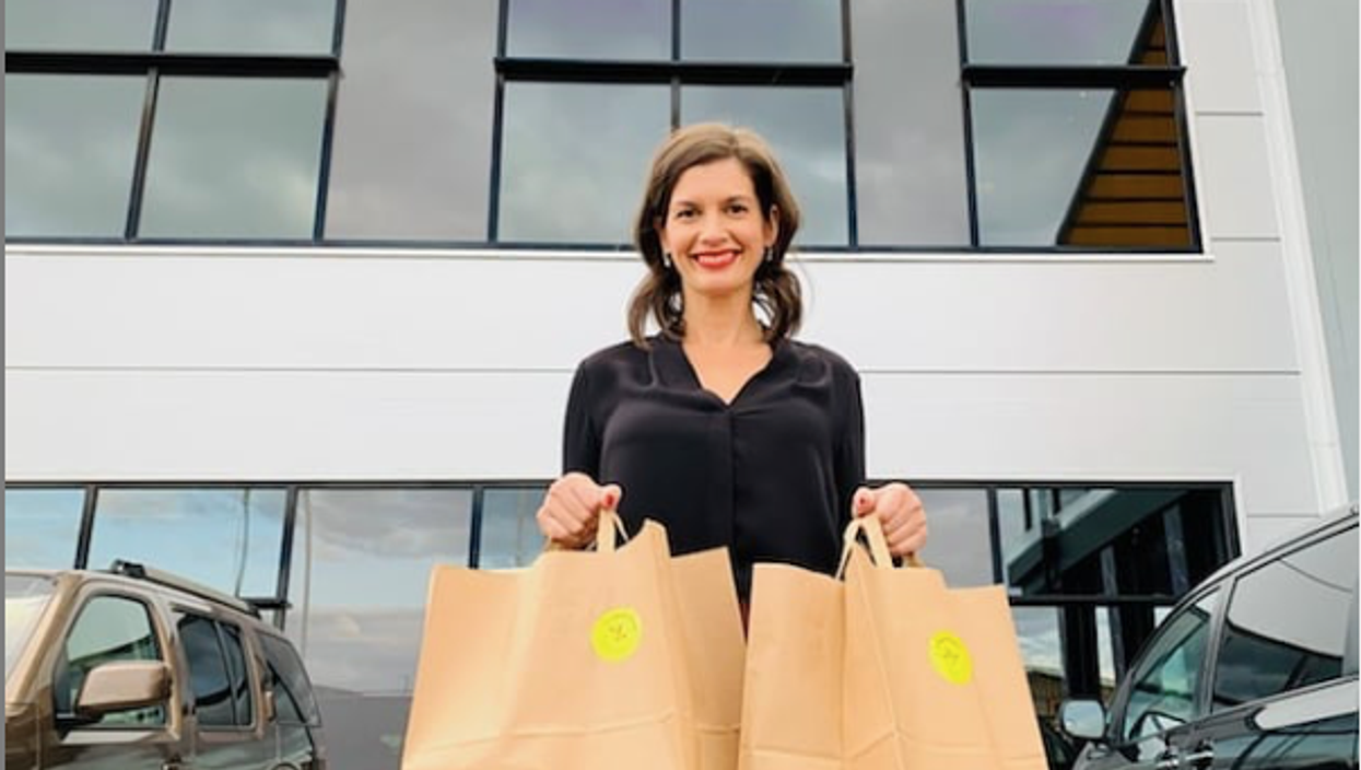 Quebecers Could Soon Get Alcohol Dropped Off At Their Doors Using Food-Delivery Apps