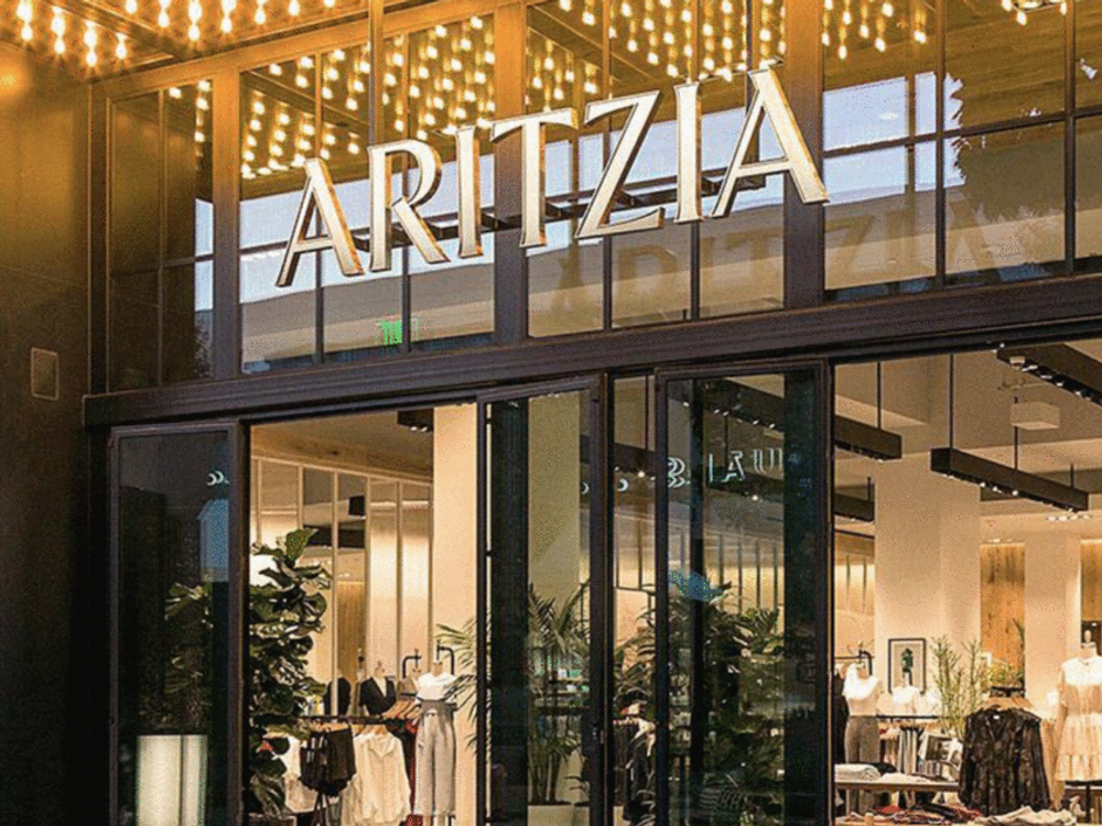 Aritzia 2025 reza puffer