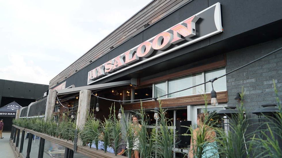 Jack Saloon Centre Laval
