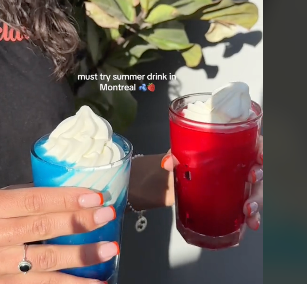 Le Mont Blanc drinks in bright blue and red.