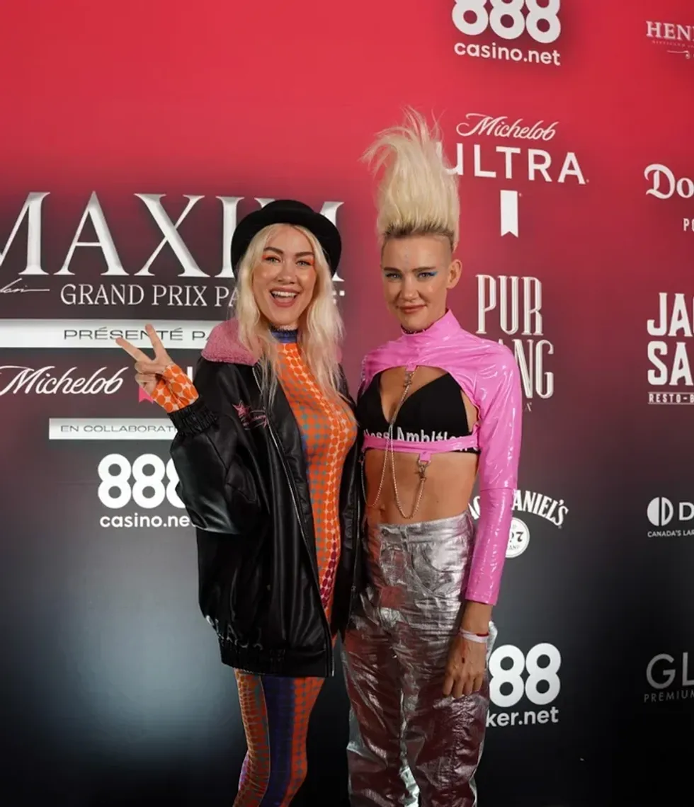 Miriam Nervo et Olivia Nervo.