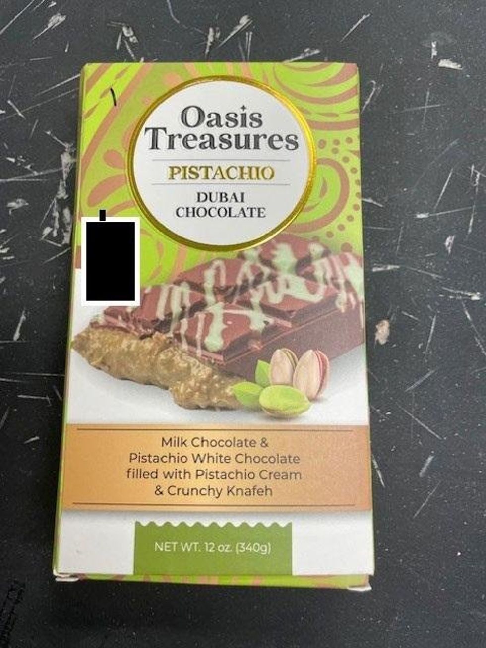 Oasis Treasures Pistachio Dubai Chocolate, 340 g.