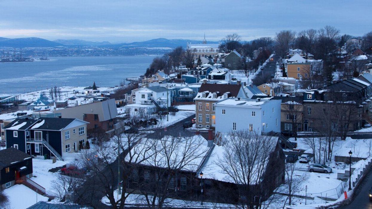 Part of Lévis in winter with the St. Lawrence River and the north coast in the background.