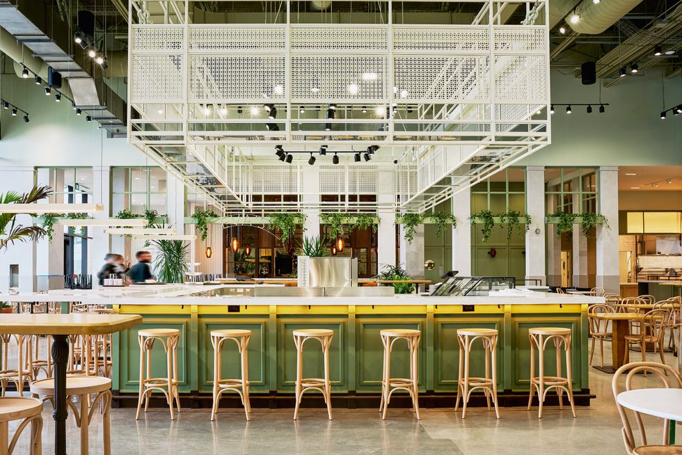 Photo of Le Fou Fou at Montreal's Royalmount.