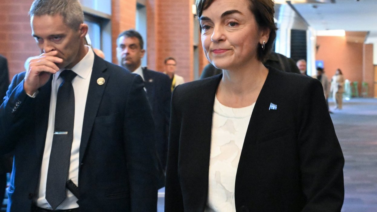Quebec parties campaign ahead of advance polls